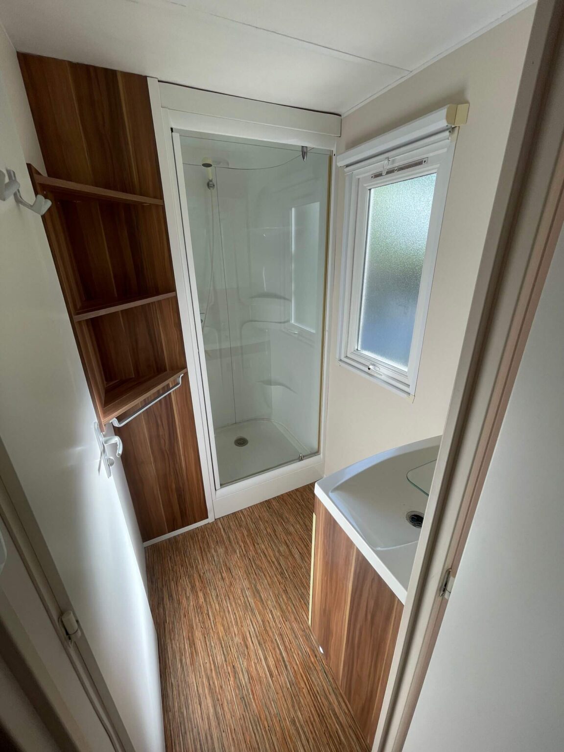 IRM Super Titania 3 Quartos – Image 5