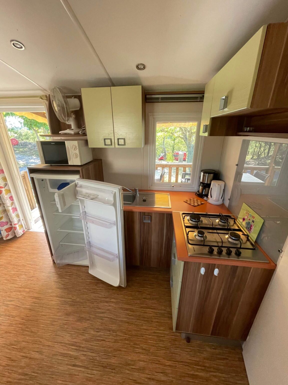 IRM Super Titania 3 Quartos – Image 6